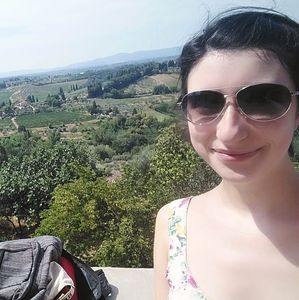 Meet your Posher, Camille